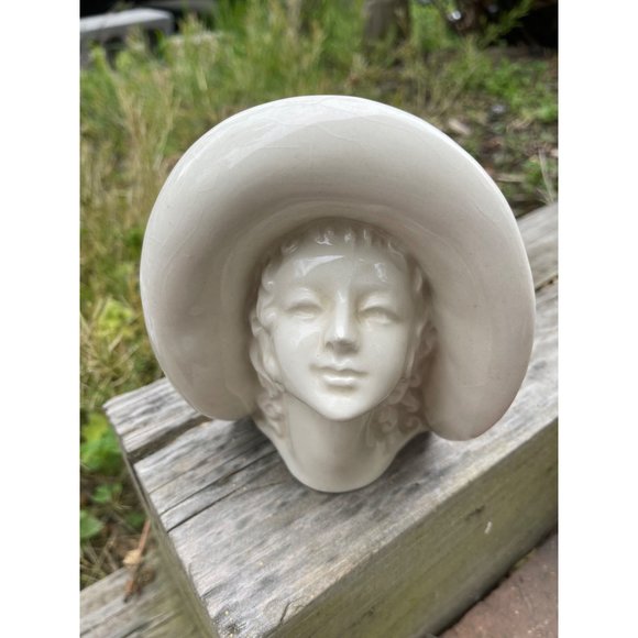 Enesco Accents Vintage Art Deco Ladies Head Vase With Vase